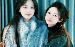 把腿张开JI巴CAO死你爽男